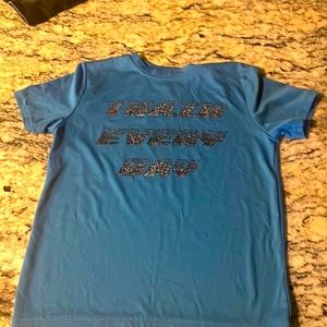 Boys size 8 blue t shirt